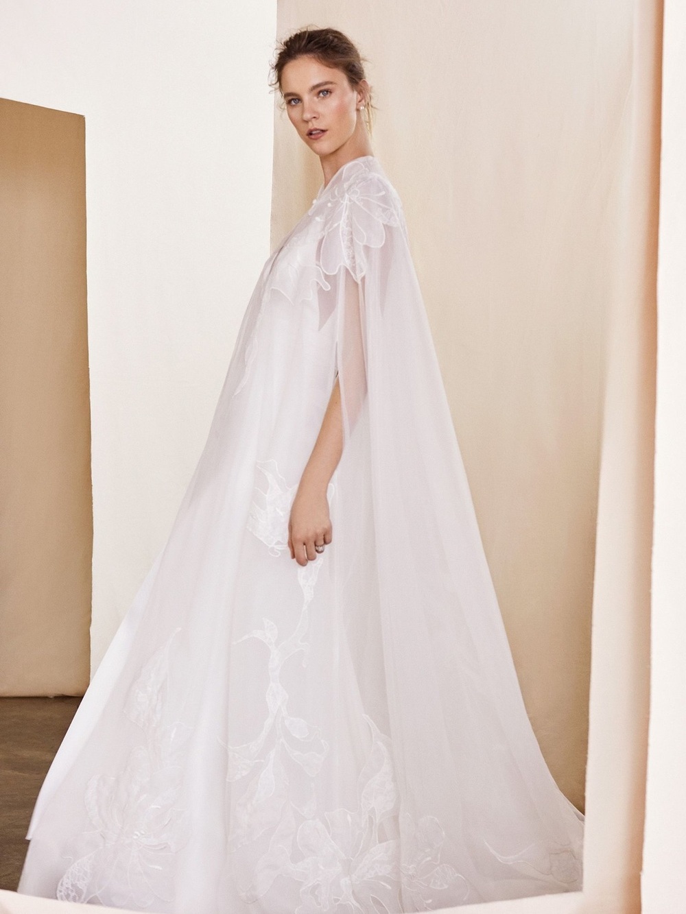 Justin Alexander “Kalina” Bridal CAPE - Picture 5 of 6
